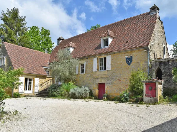 Corps de ferme La Chapelle Aubareil 139m²