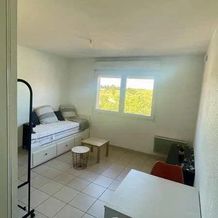 Studio meublé