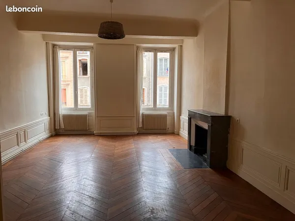 Villefranche type 4 130 m2