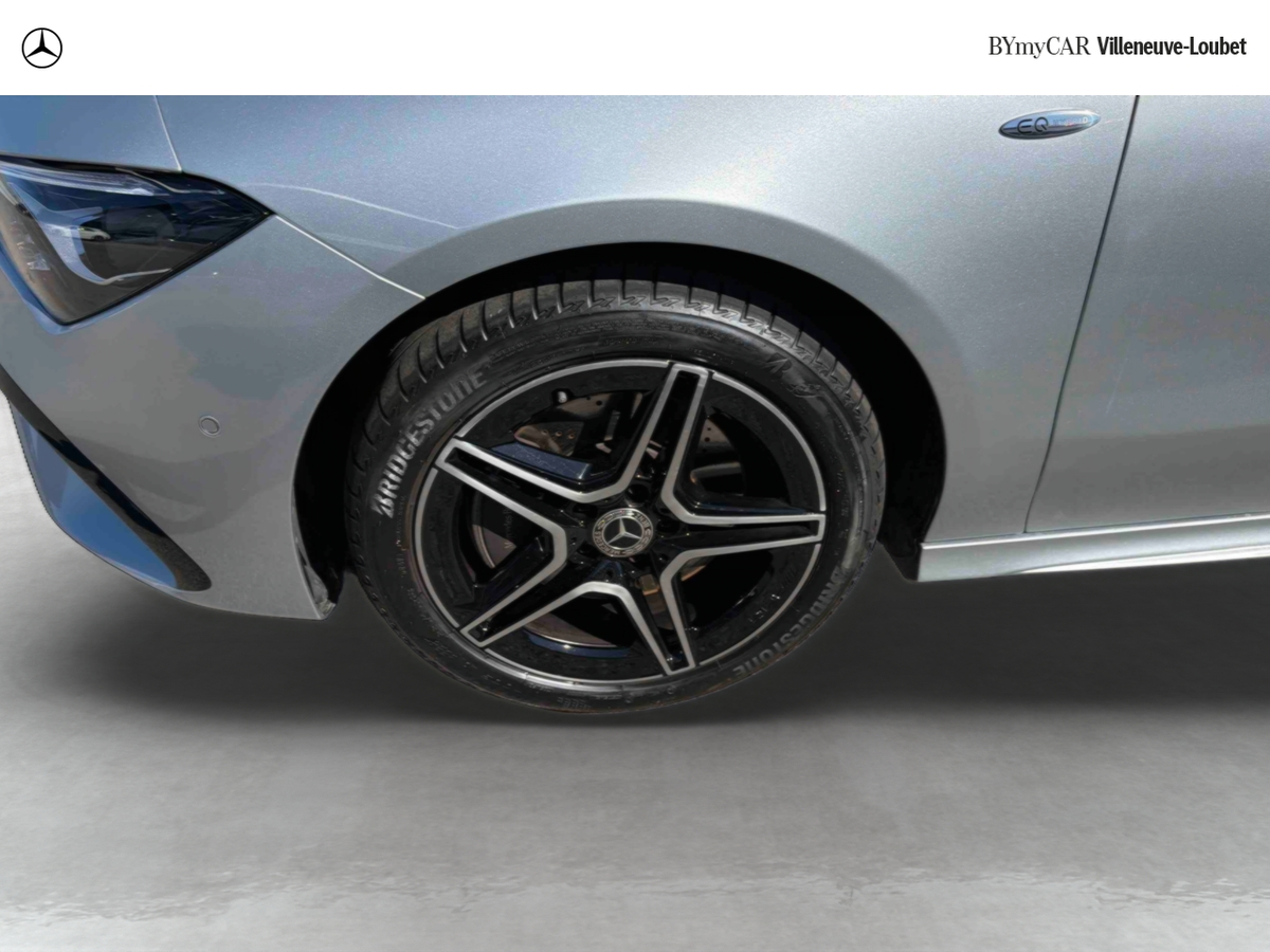 Mercedes CLA Coupé 250 e Hybrid EQ 8G-DCT — photo 14