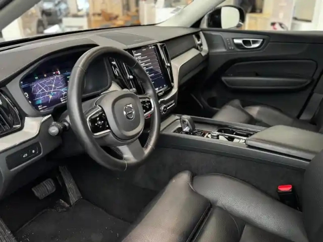 Volvo Xc60 t6 recharge awd 253 ch + 145 ch geartronic 8 ultimate style dark — photo 9