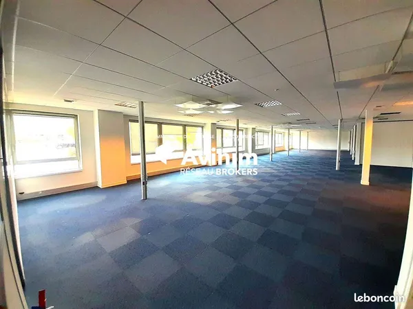 Bureaux 662 m² Bourges