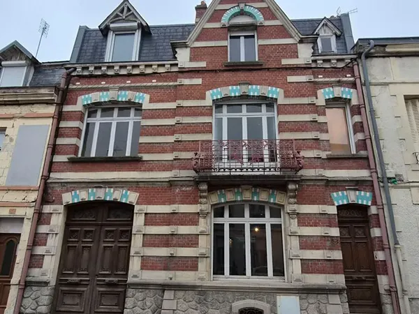 Maison 10 pièces 230 m²