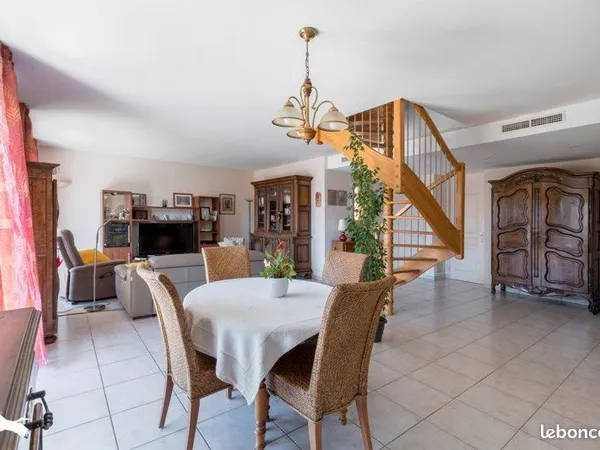 Appartement 4 pièces 125 m²