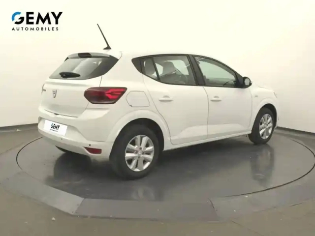 Dacia Sandero tce 90 - 22 — photo 33
