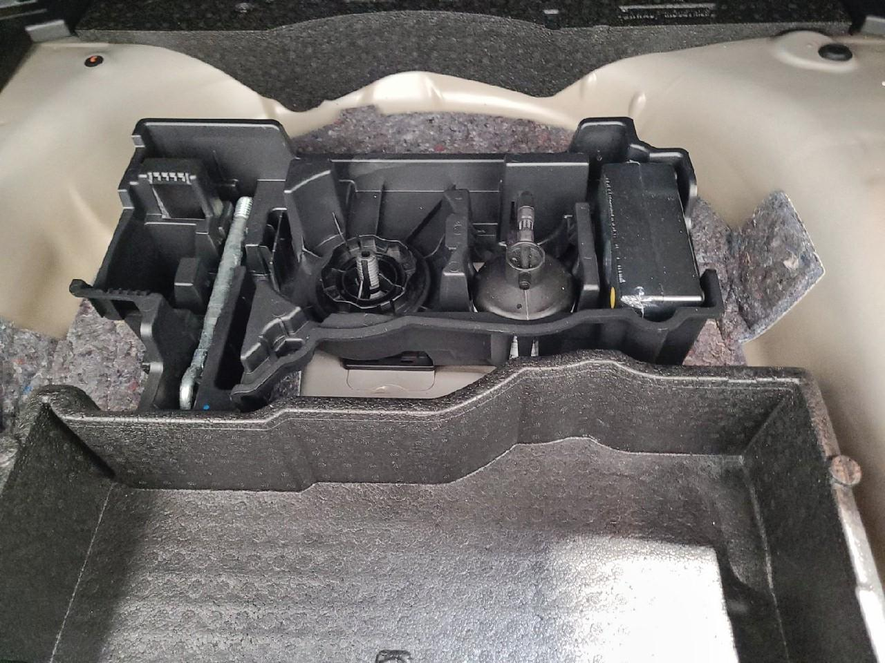 Peugeot 2008 puretech 130 s&s eat8 style — photo 25