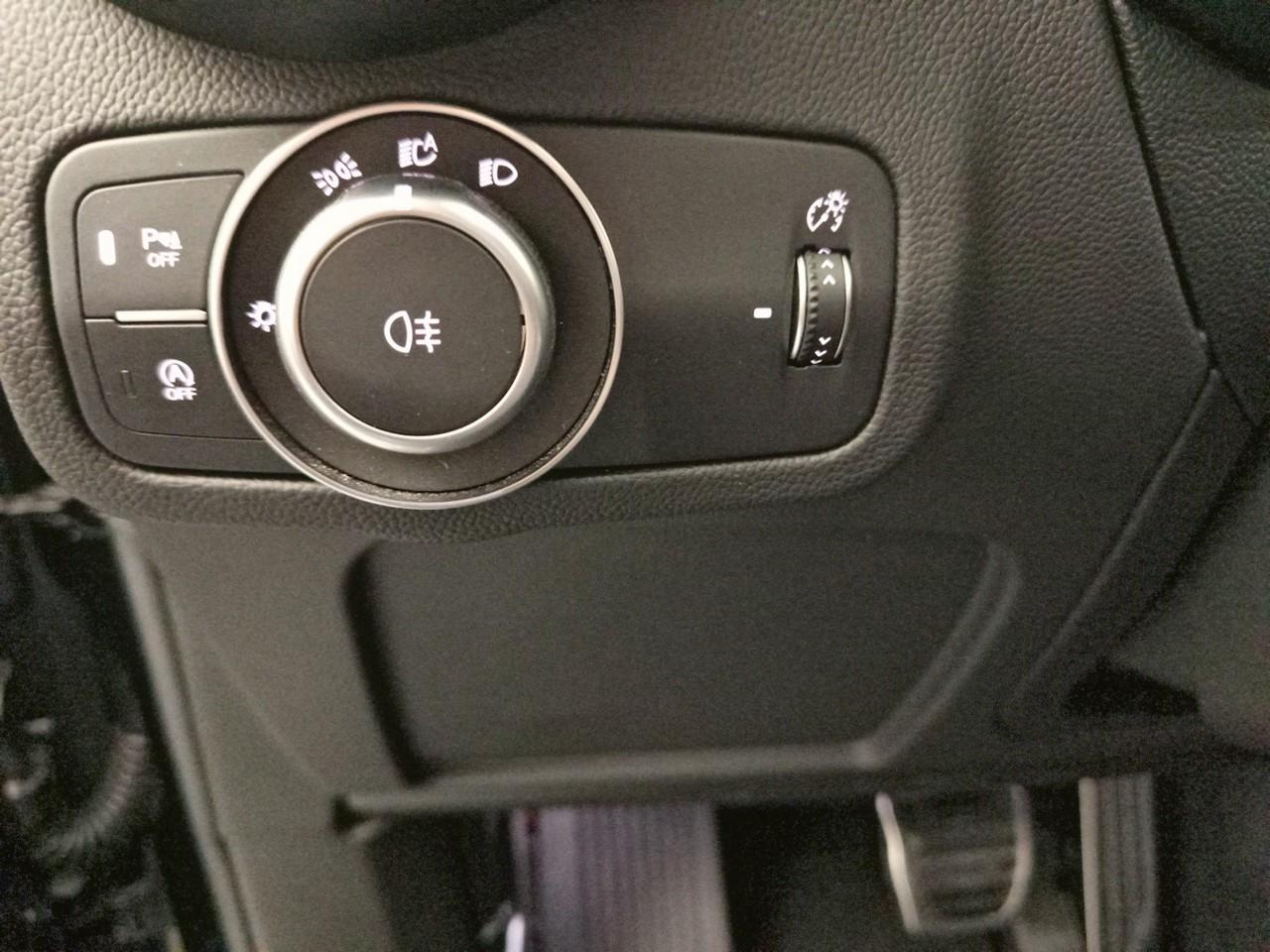 Alfa Romeo Stelvio 2.2 160 ch at8 veloce — photo 20