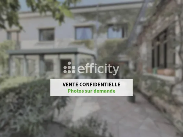 Maison 10 pièces 260 m²