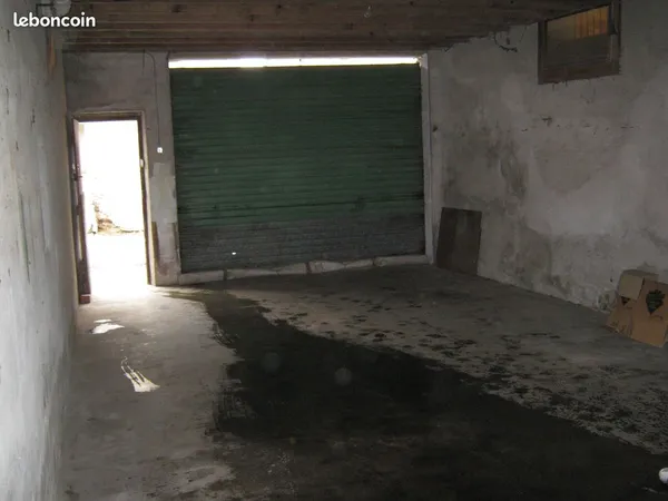 Garage Entrepot