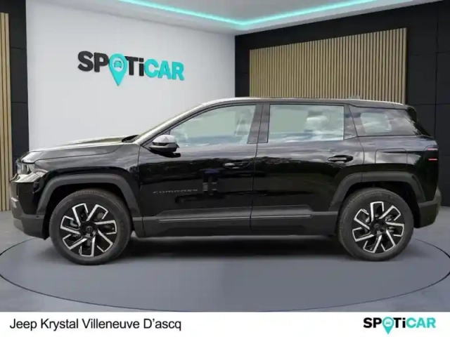 Jeep Compass electrique 213ch 74kwh altitude — photo 17