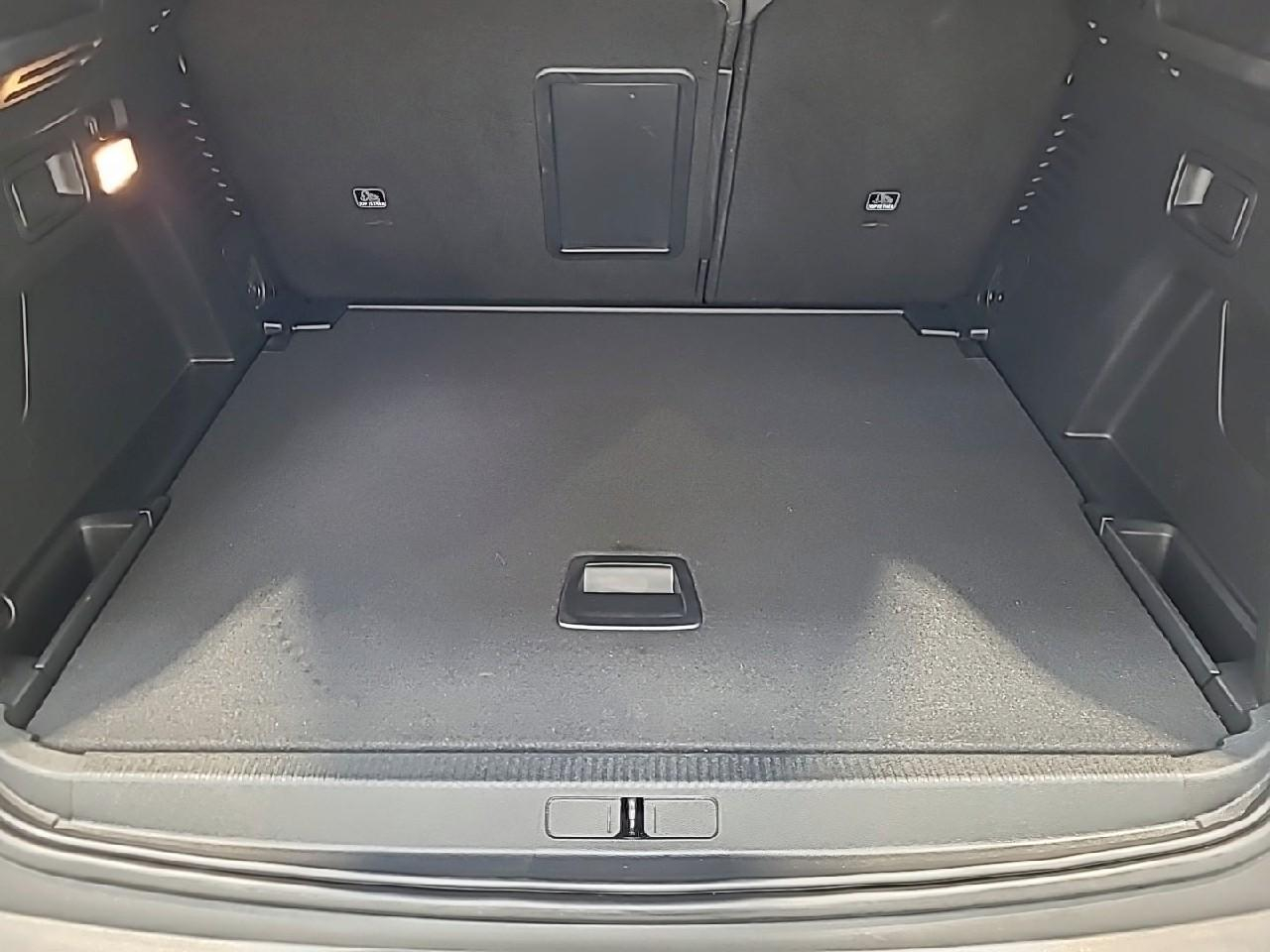 Peugeot 3008 puretech 130ch s&s eat8 gt — photo 14