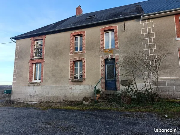 Ensemble immobilier Le Grand Bourg (23240)