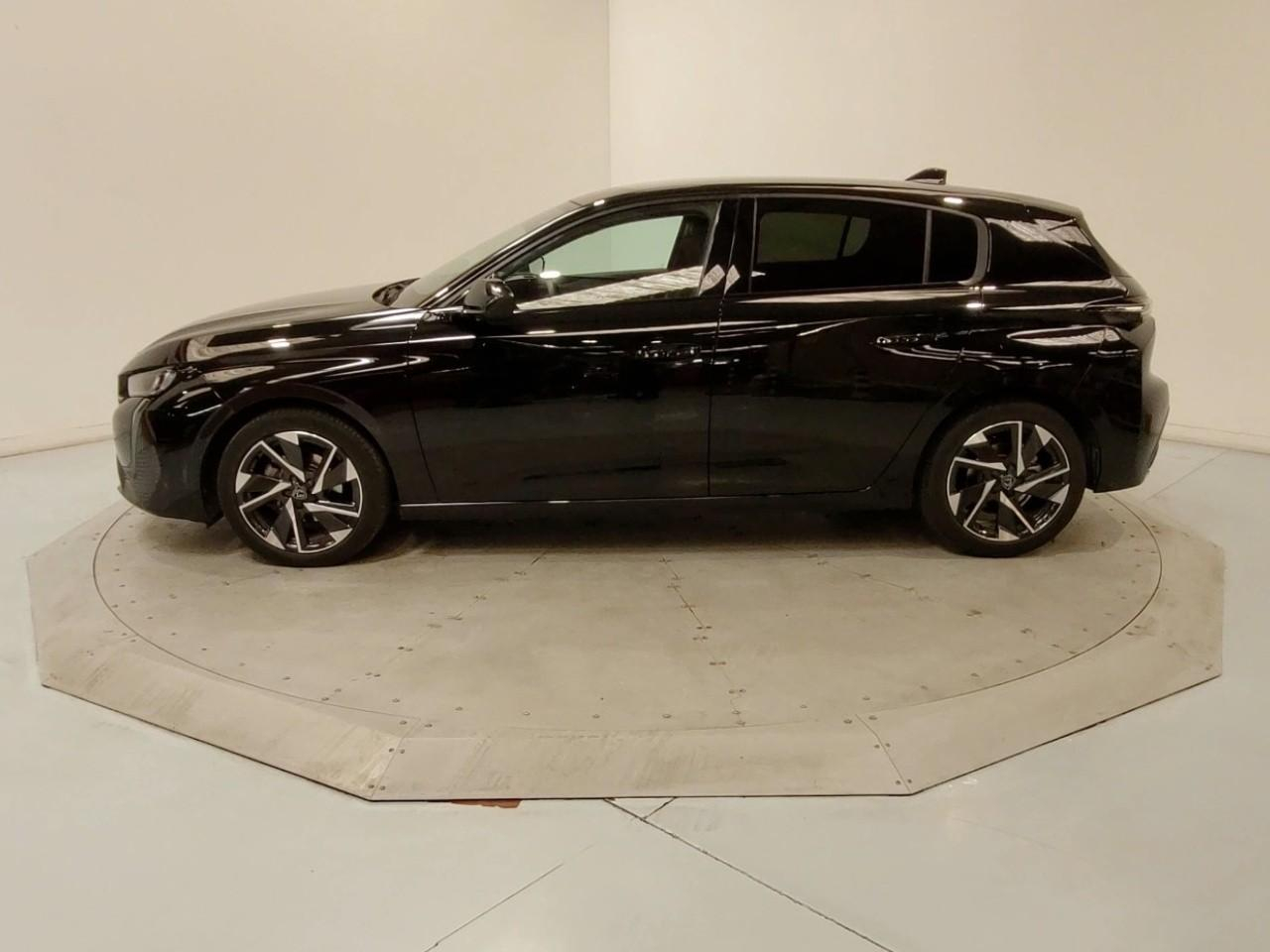 Peugeot 308 puretech 130ch s&s eat8 allure pack — photo 2