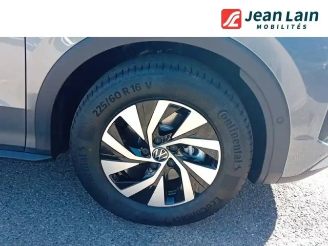 Volkswagen T-Roc 1.5 etsi evo2 hybrid 116 ch dsg7 — photo 9