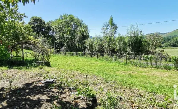 Terrain 2000 m²