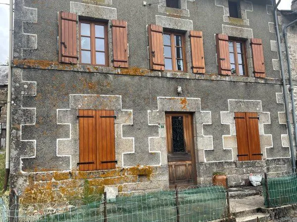 Maison en pierre à rénover