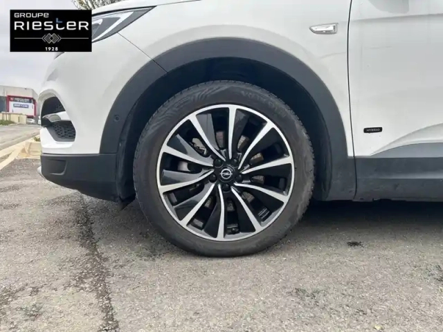 Opel Grandland X hybrid 225 ch bva8 — photo 13