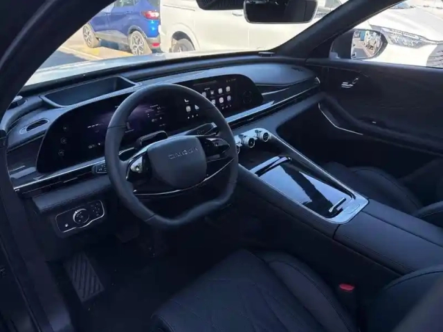 Omoda 9 o 1.5 shs-p 537ch premium awd — photo 10