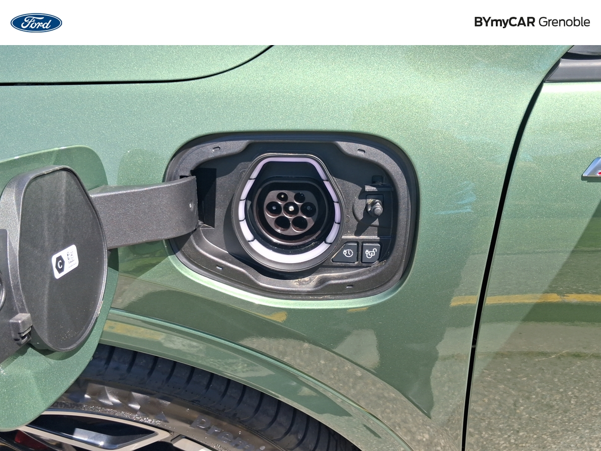 Ford Kuga 2.5 Duratec 243 ch PHEV Powershift — photo 17