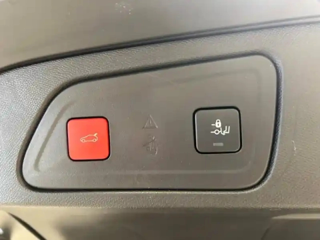 Citroën C5 Aircross puretech 130ch s&amp;s shine pack eat8 e6.d — photo 14