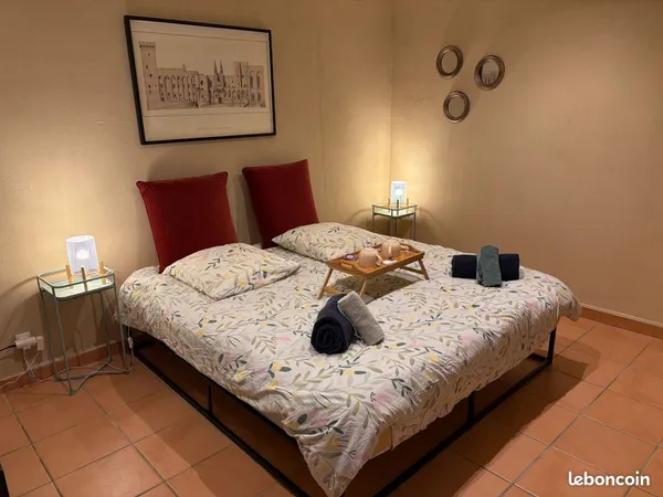 Appart 55m2 meublé - tout inclus - secteur Bédarrides Sorgues - dispo octobre à juin