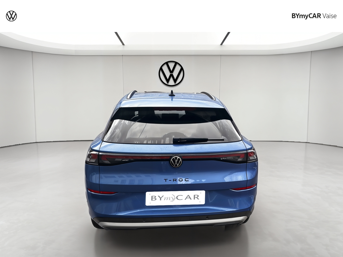 Volkswagen T-Roc 1.5 eTSI EVO2 Hybrid 116 ch DSG7 — photo 4