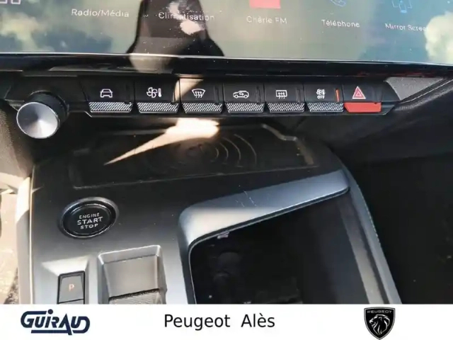 Peugeot 308 phev 180 e-eat8 — photo 32