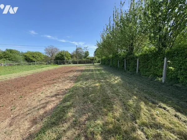 Terrain 1200 m²