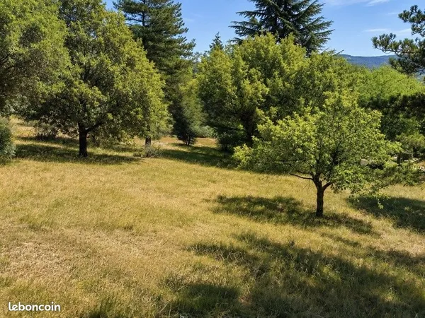 Terrain 1 200 m² Saint Gengoux De Scisse
