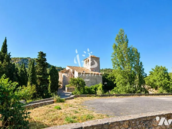 Terrain 191 m²