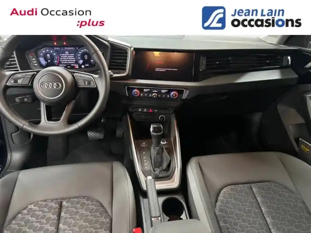 Audi A1 sportback 25 tfsi 95 ch s tronic 7 — photo 18