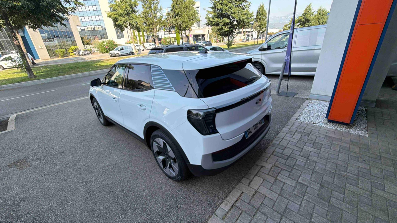 Ford Explorer RWD Extended Range 79 kWh 286 ch — photo 3