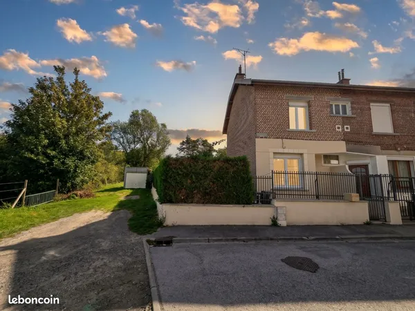 Maison semi-individuelle 3 chbr 107m² en fond d'impasse