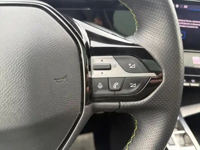 Peugeot 308 phev 180 e-eat8 gt — photo 20