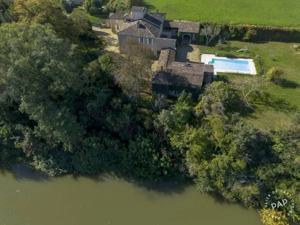 Maison 6 pièces 540 m²