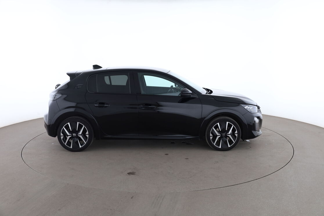 Peugeot 208 1.2 Hybrid GT e-DCS6 — photo 6