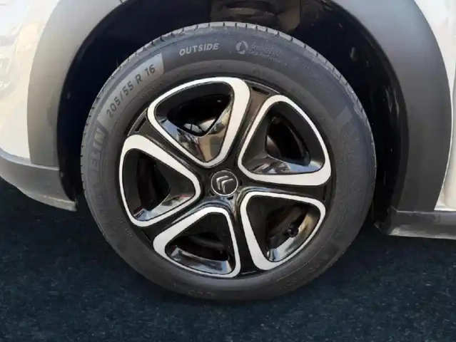 Citroën C3 1.2 puretech 110ch s&amp;s shine eat6 — photo 11