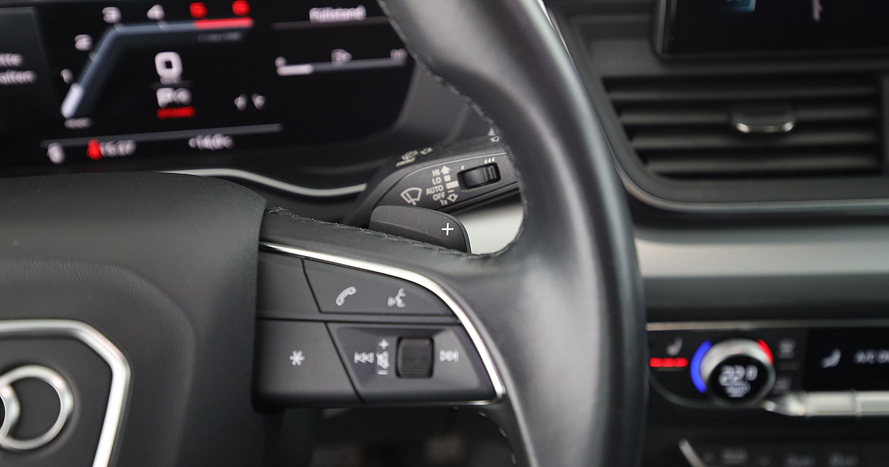 Audi Q5 — photo 25