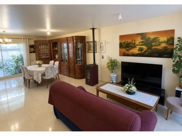 Villa 5 pièces de 113m2 avec jardin