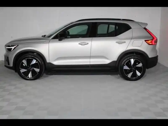 Volvo Ex40 twin performance 442ch plus awd — photo 3