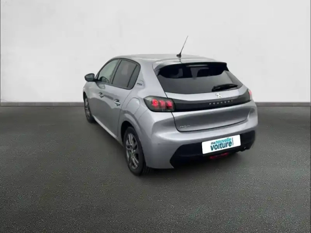 Peugeot 208 puretech 75 s&amp;s bvm5 — photo 79
