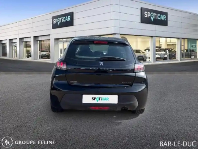 Peugeot 208 1.2 puretech 75ch s&amp;s like 2023 — photo 5