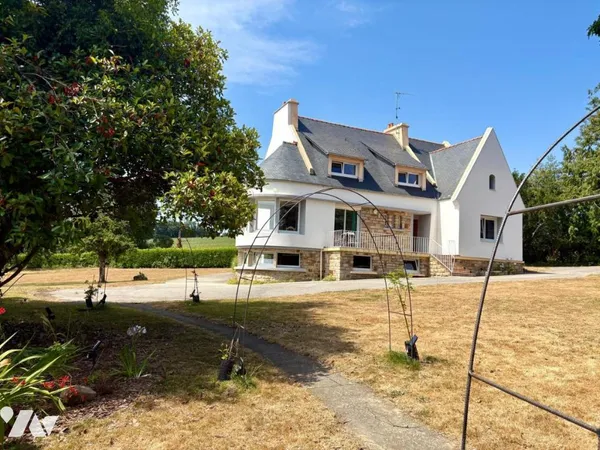 Maison 8 pièces 191 m²