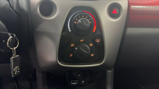 Peugeot 108 1.0 VTi 68 - Style – 2017 – 39800 km – Essence – Boîte Manuelle — photo 13