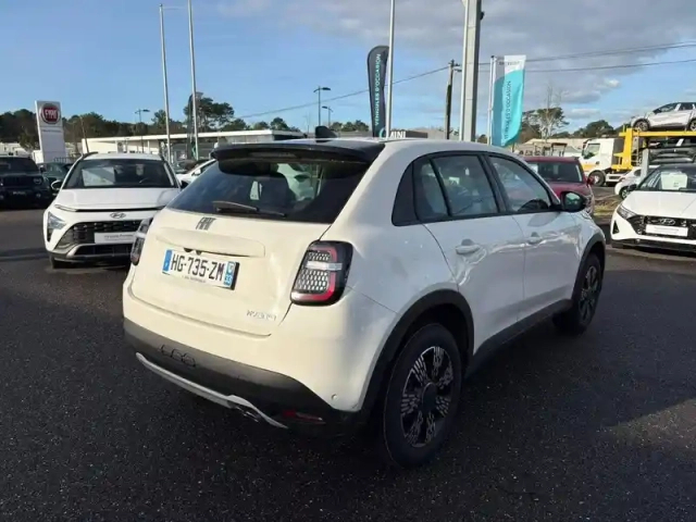 Fiat 600 t-gen 3 1.2 hybrid 145ch edct6 — photo 6
