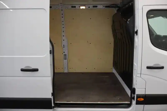 Renault Master fgn trac f3500 l3h3 blue dci 135 — photo 89