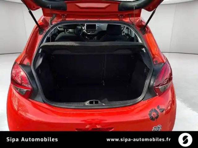 Peugeot 208 1.2 puretech 110ch s&amp;s bvm5 — photo 6