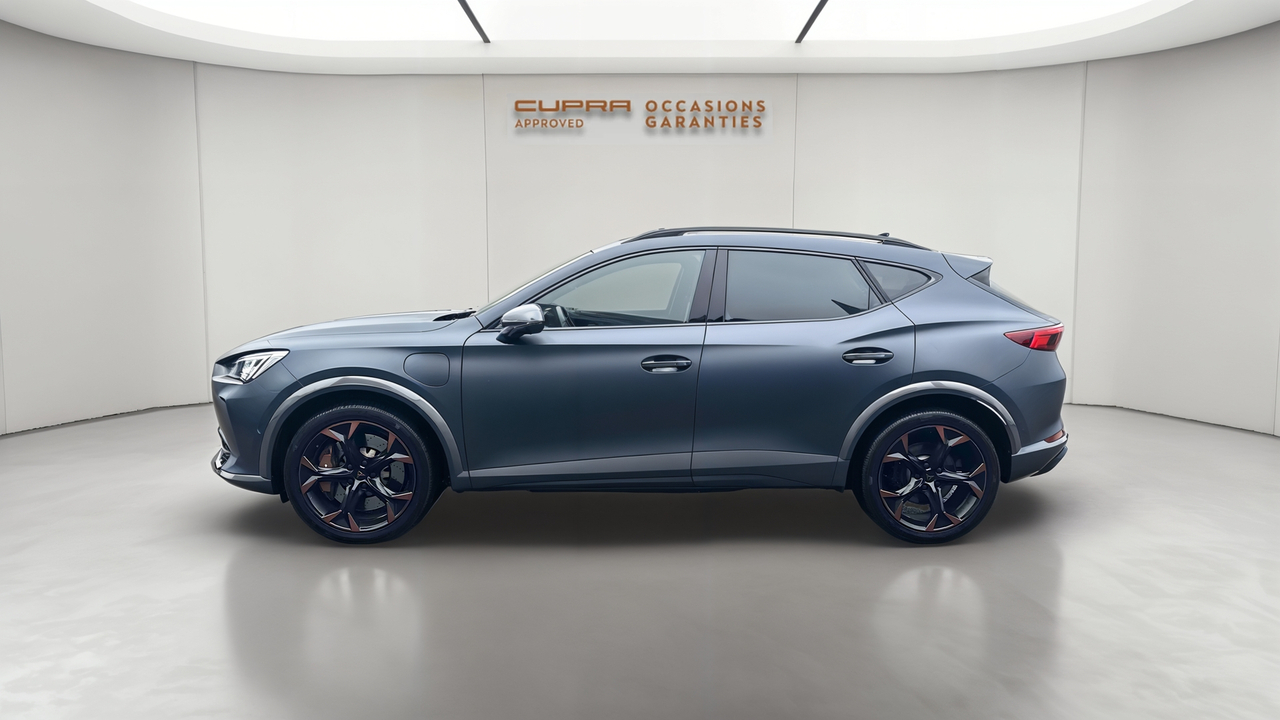 Cupra Formentor 1.4 e-HYBRID 245 ch DSG6 — photo 2