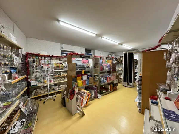Local commercial - 104 m2