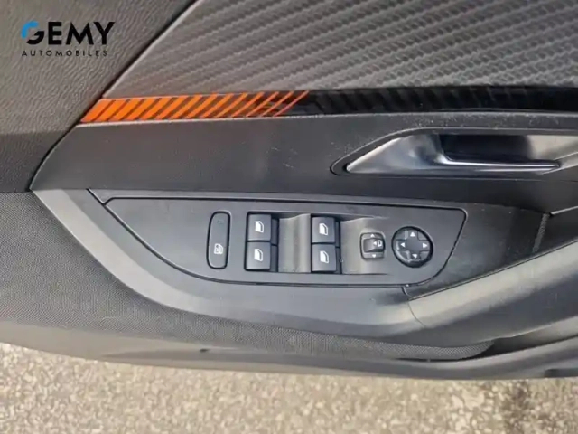 Peugeot 2008 puretech 100 s&amp;s bvm6 — photo 12